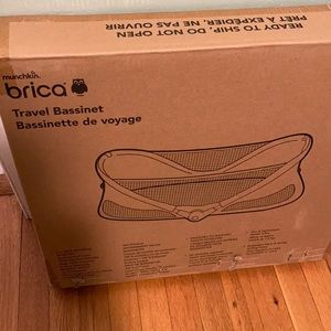 Travel bassinet for baby
